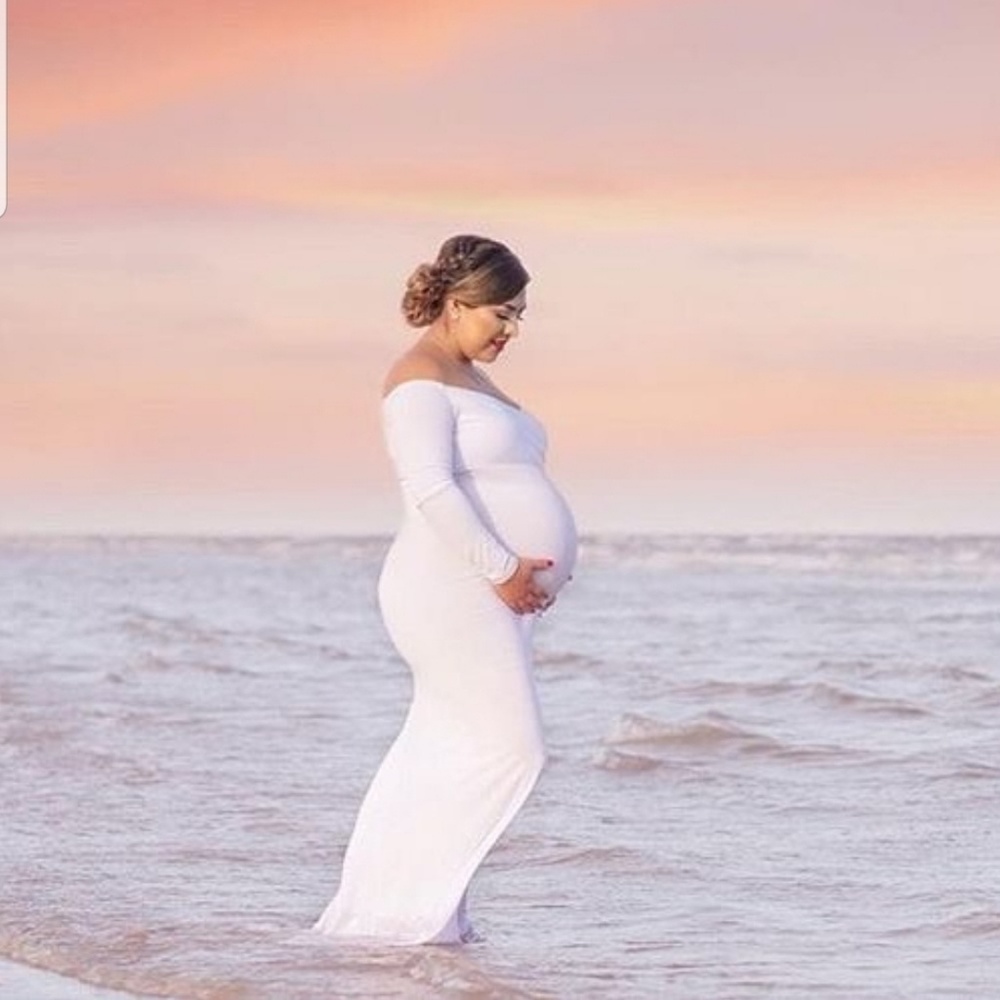 Maternity gown